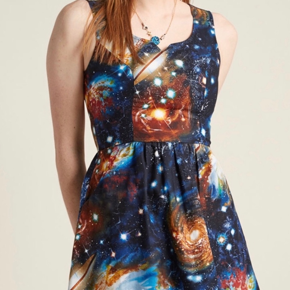 Galaxy dress with pockets